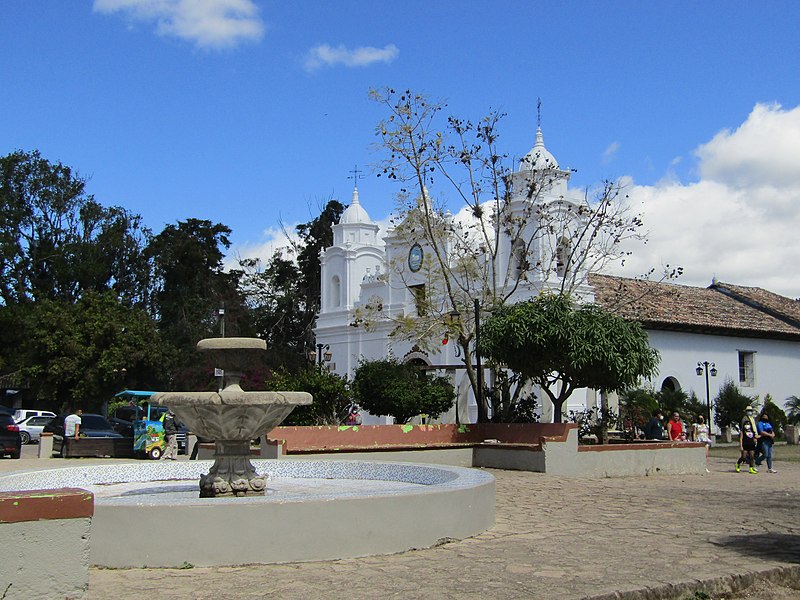 Archivo:Ojojona Town Honduras.jpg