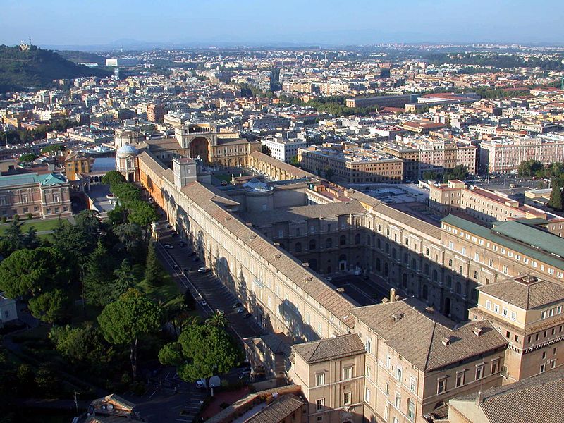 Archivo:Rome Vatican Museums.jpg