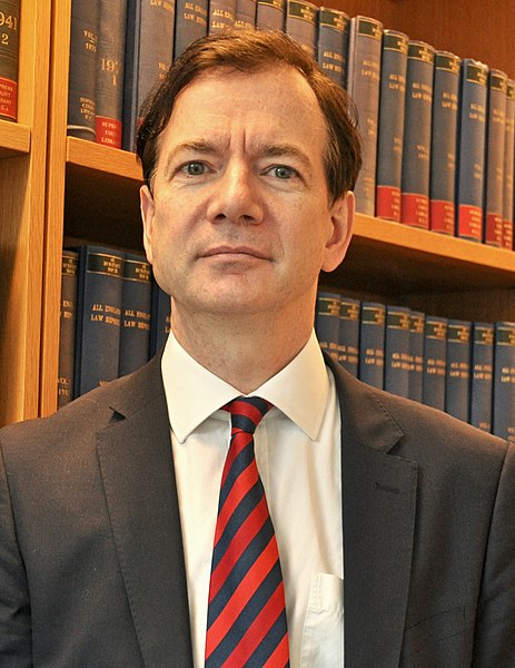 File:Sir Simon Bryan 2022.jpg