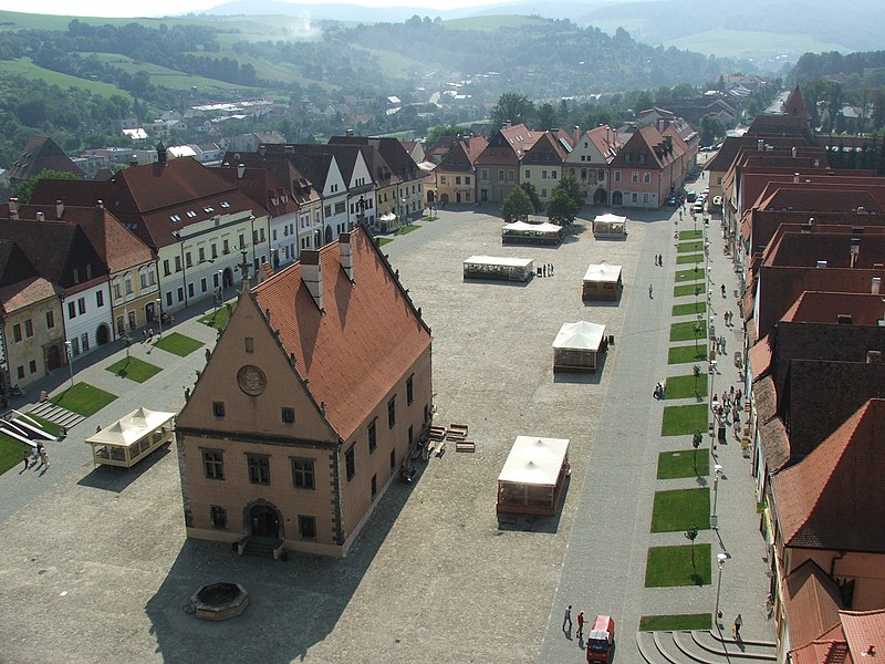 File:Bardejov namesti 3773.JPG