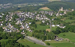 Aerial view of Greifenstein, Greifenstein Castle to the right