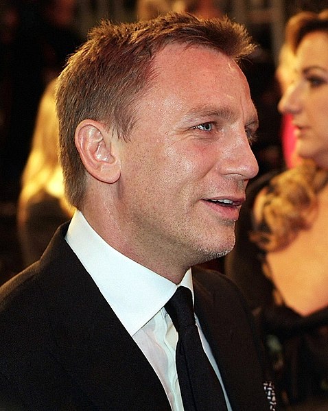 Файл:Daniel Craig, 2007.jpg