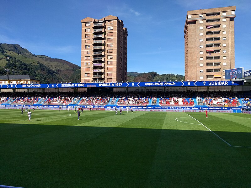 Archivo:Eibar1-0Lega2018.jpg