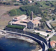 Monasterio Oia Aérea.jpg