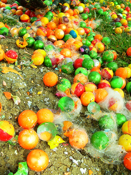 File:Paintballs.jpg