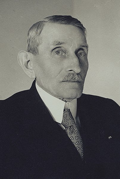 Файл:Pandeli Evangjeli (portrait).jpg