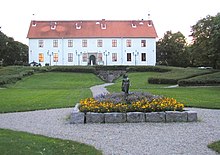 Sundbyholm castle.jpg