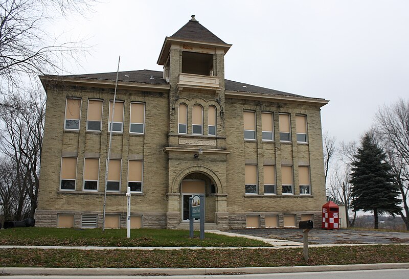 File:WaldoHighSchoolWIS28.jpg