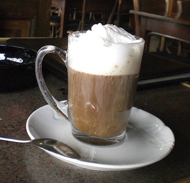 Archivo:Cafe Viennois.jpg