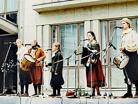 Left to right: Jimmy, Patricia, Paddy, Kathy and Joey in 1990