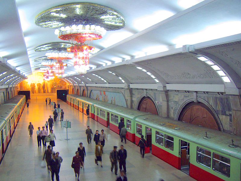 File:Pyongyang Metro-1.jpg