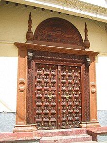 Swahili door Zanzibar.jpg