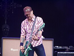 Kushner with Velvet Revolver at Gods of Metal 2007