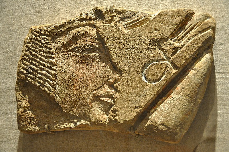 File:WLA brooklynmuseum sandstone Nefertiti.jpg