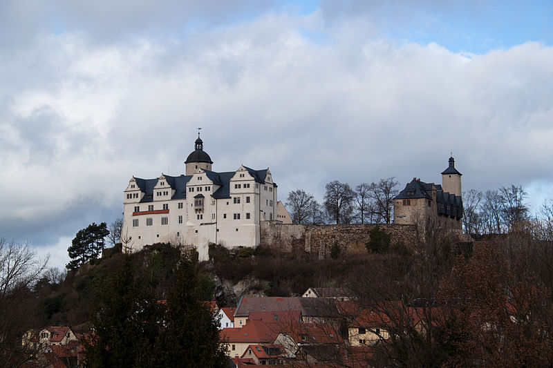 Файл:140216 Burg Ranis.jpg