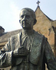 Basil Cardinal Hume Statue.jpg