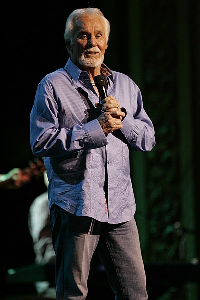 Файл:Kenny Rogers (7787973332).jpg