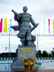 Tượng Mạc Cửu.jpg