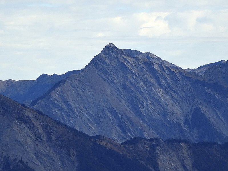 File:Zhongyangjianshan.JPG