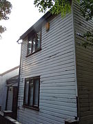 Clapboard cottage. c1750