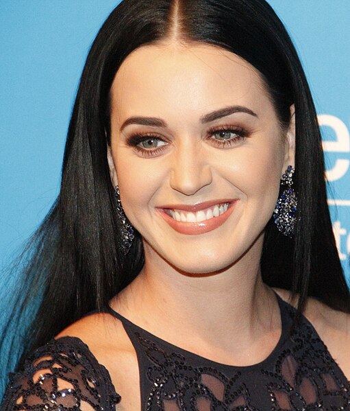 Файл:Katy Perry UNICEF 2012.jpg