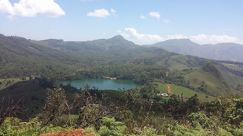 File:Lake Awing and Environment.jpg