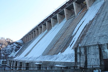 Водосливная плотина