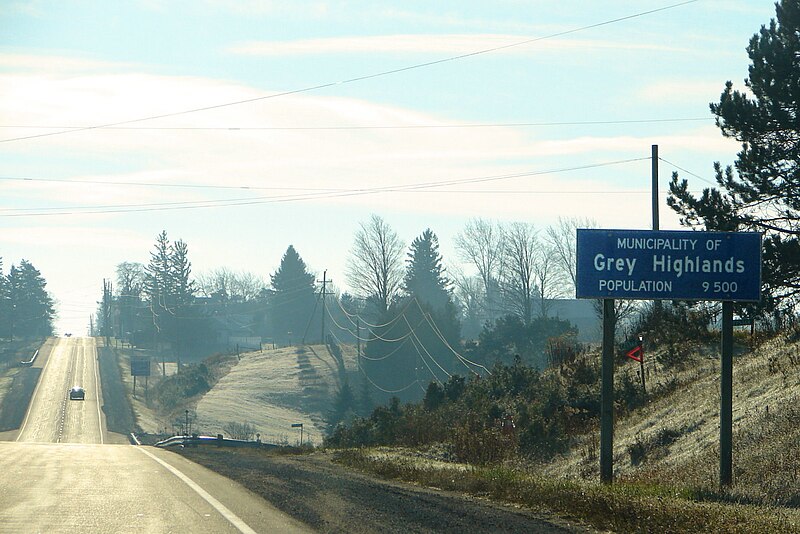 File:Grey Highlands ON.JPG