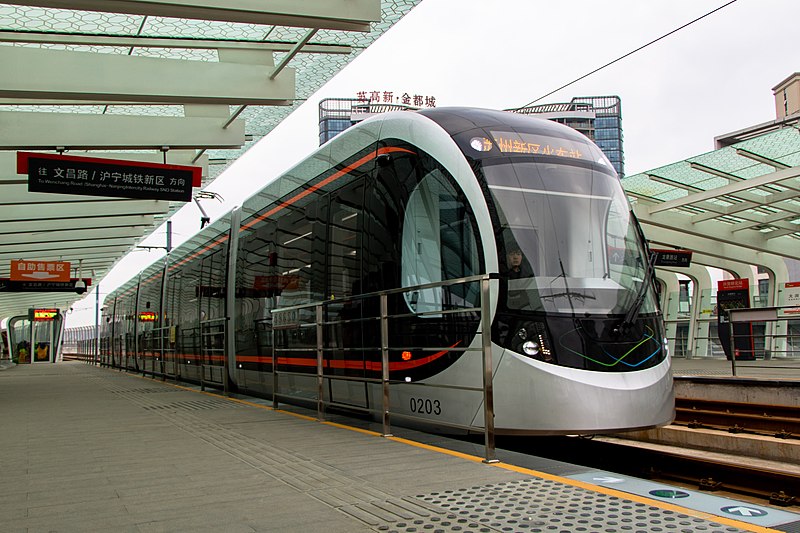 File:Line 2, Suzhou Tram.jpg