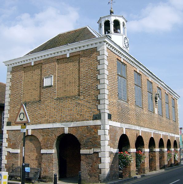 File:Market Hall Amersham.JPG