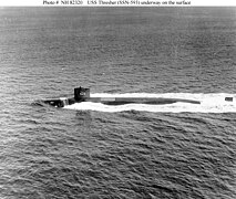 USS Thresher en pruebas de mar.