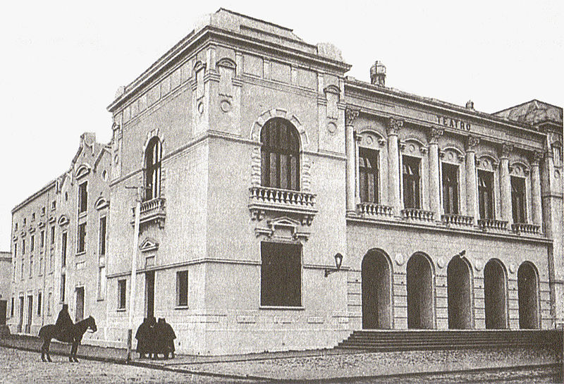 Archivo:Teatro3.jpg