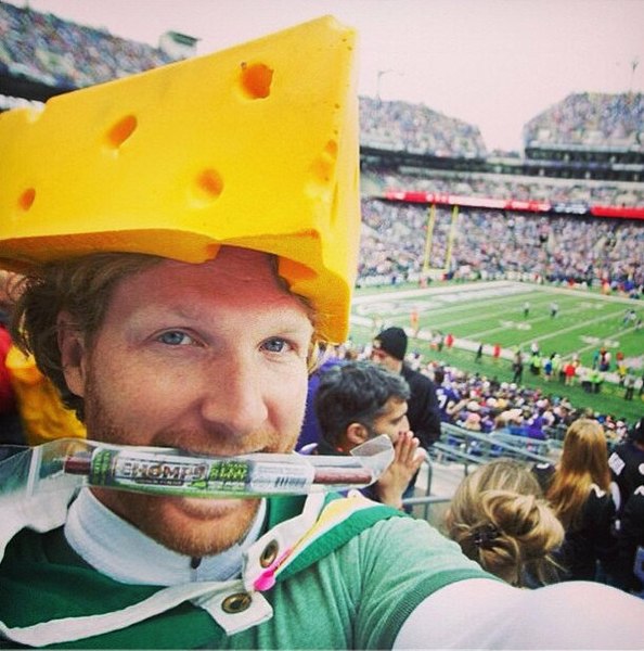 File:Cheeseheads in Stadium (14819823518).jpg