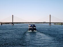 Al Khattarah Aswan Bridge.jpg