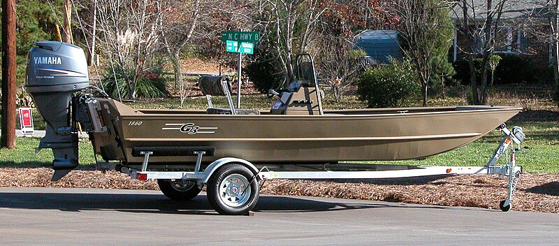 File:Bassboat2.jpg