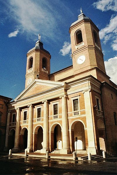 File:Duomo di Camerino.jpg