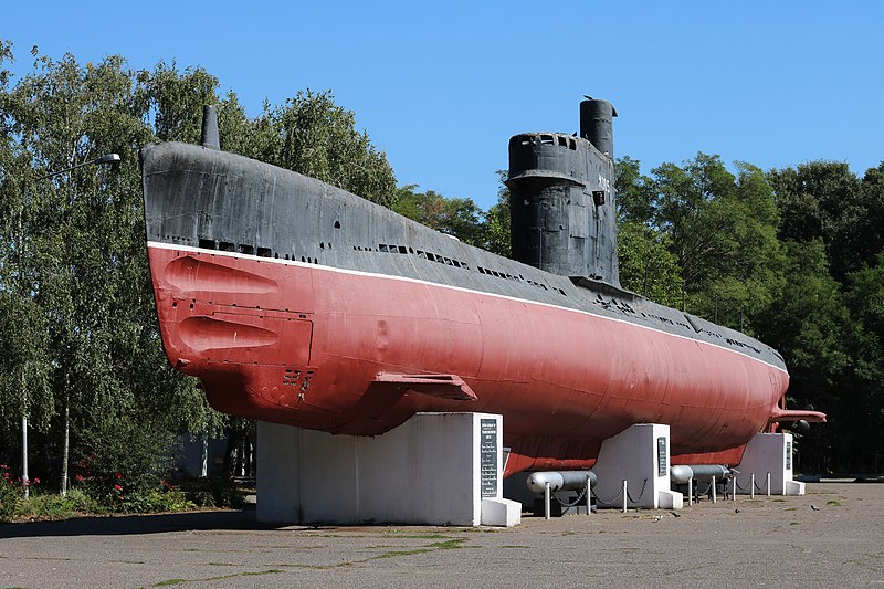 File:Submarine M-296 2016 G1.jpg