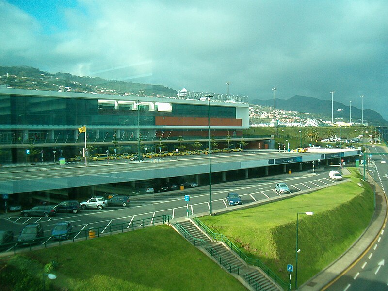 Archivo:Aeroporto da Madeira3.JPG