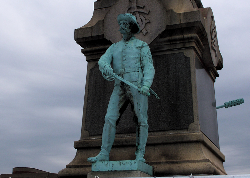 File:Calvaryman Louisville monument.png