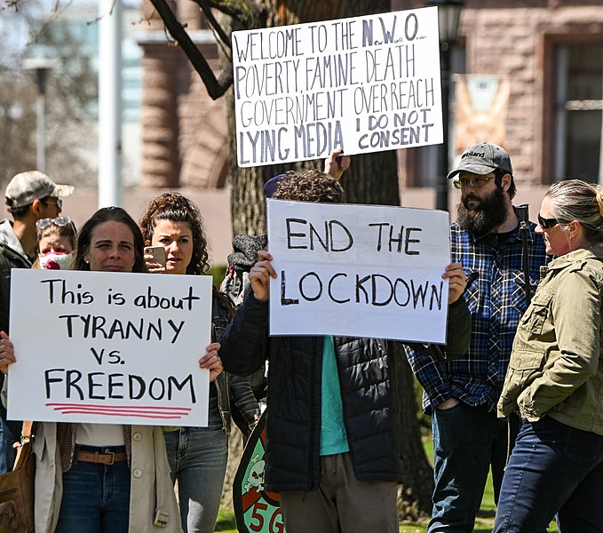 File:Canadian COVID-19 protesters (cropped).jpg