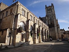 聖伯多祿大教堂（法語：Cathédrale Saint-Pierre de Condom）