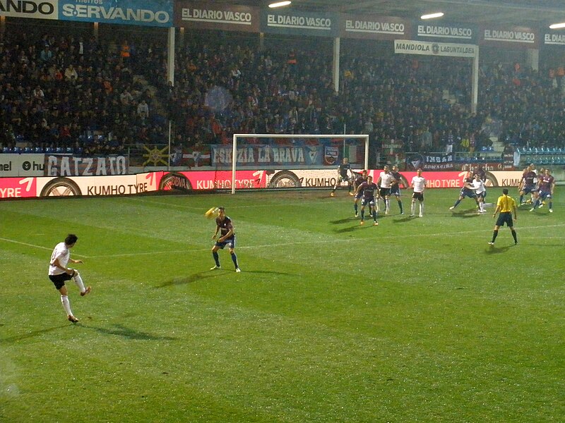 File:Eibar Valencia 02.jpg