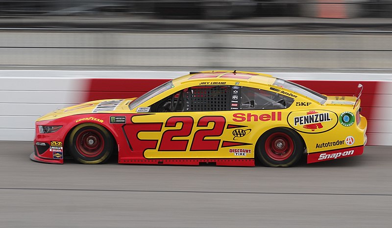 File:Joey logano (46915099774).jpg