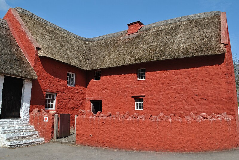 File:Kennixton Farmhouse April 2012.JPG