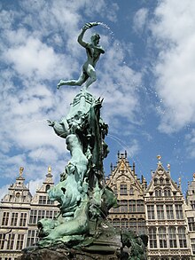 The statue of the Brabo throwing the severed hand of Antigoon