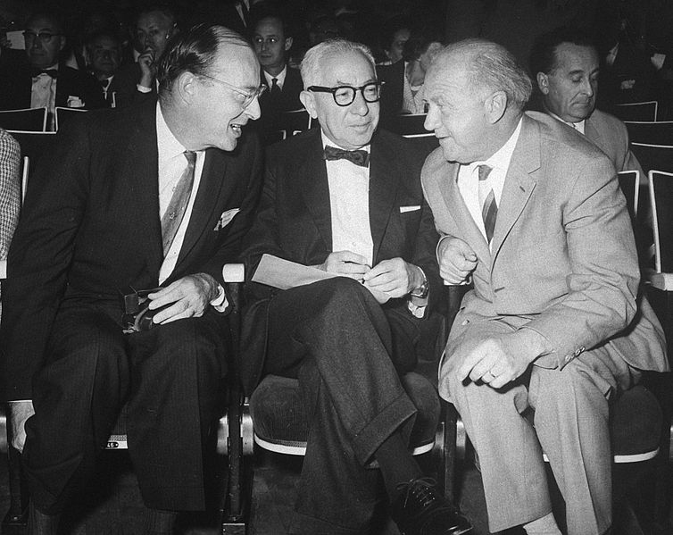 File:Bardeen, Rabi, Heisenberg 1962.jpg