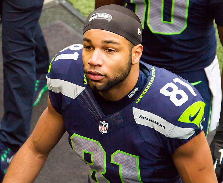 File:Golden Tate in 2013.jpg