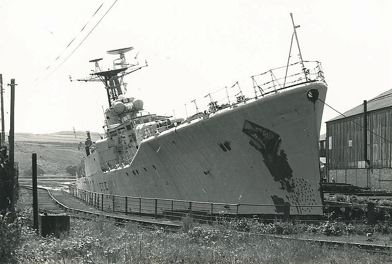 Файл:HMS Tenby.jpg