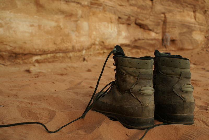 File:Hiking boots on sand.jpg