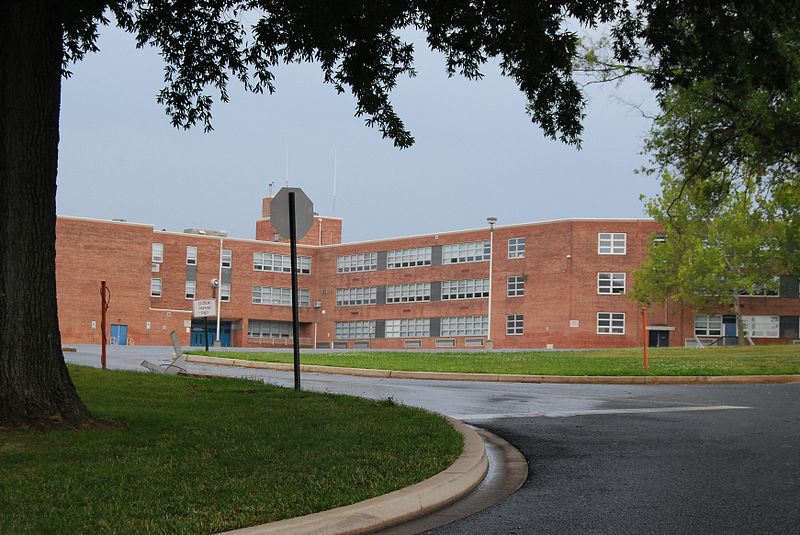 File:Kenwood High School.jpg